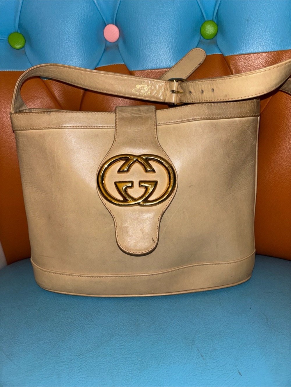 Gucci Blondie Britt Tan Leather Shoulder Bag with Gold Logo Buckle